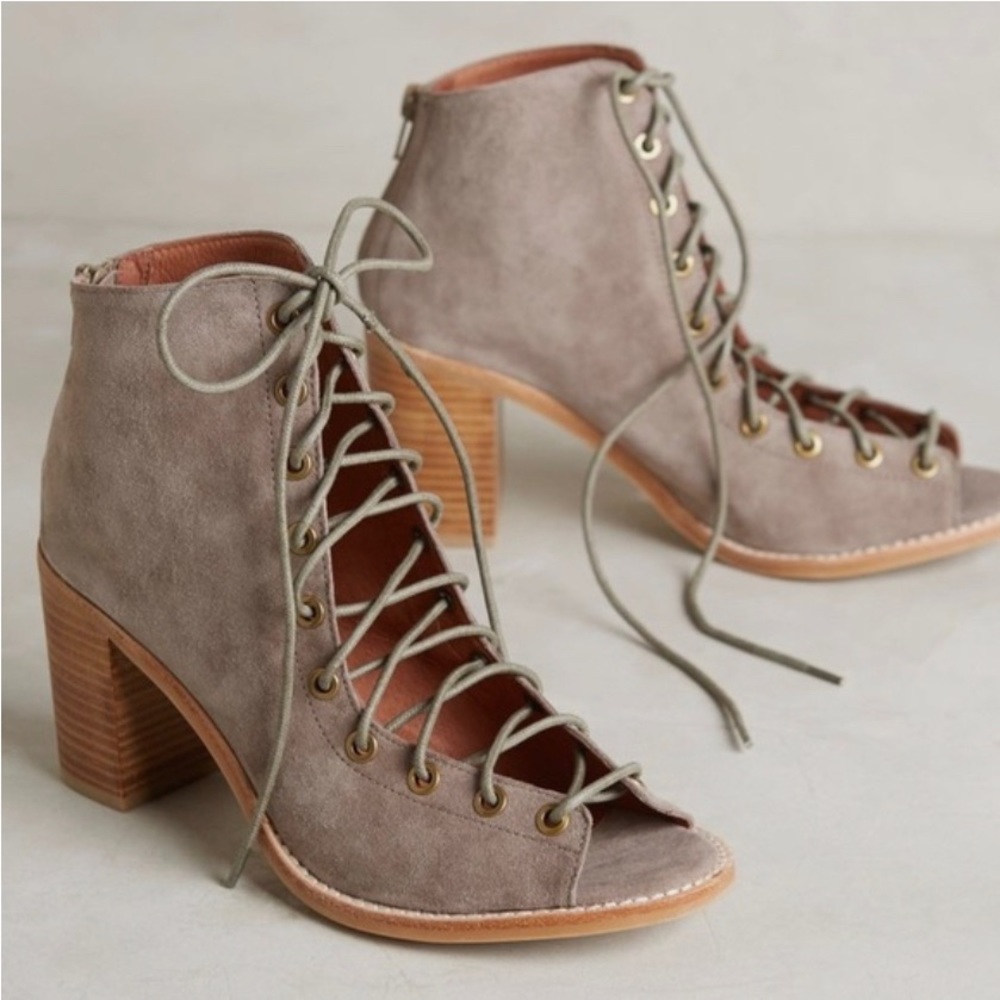 NWOT Jeffrey Campbell Cors Lace Up Block Heel